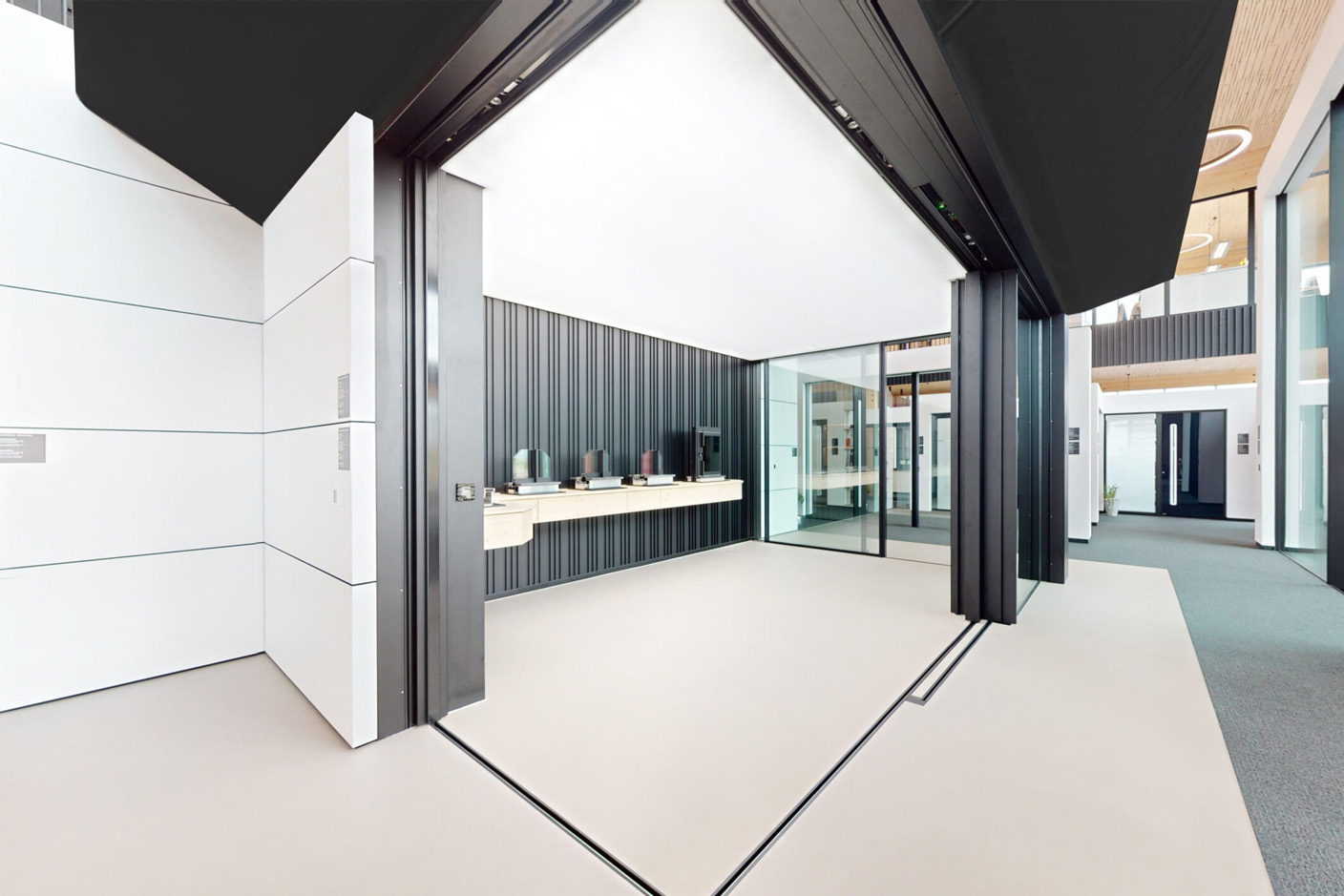 Showroom 1c