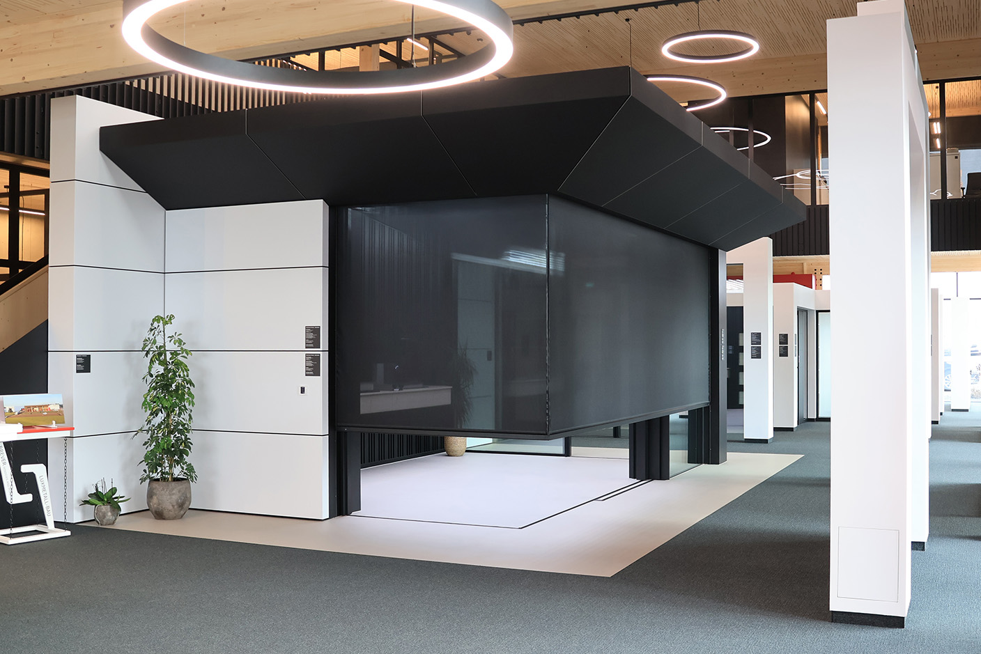 Showroom 1